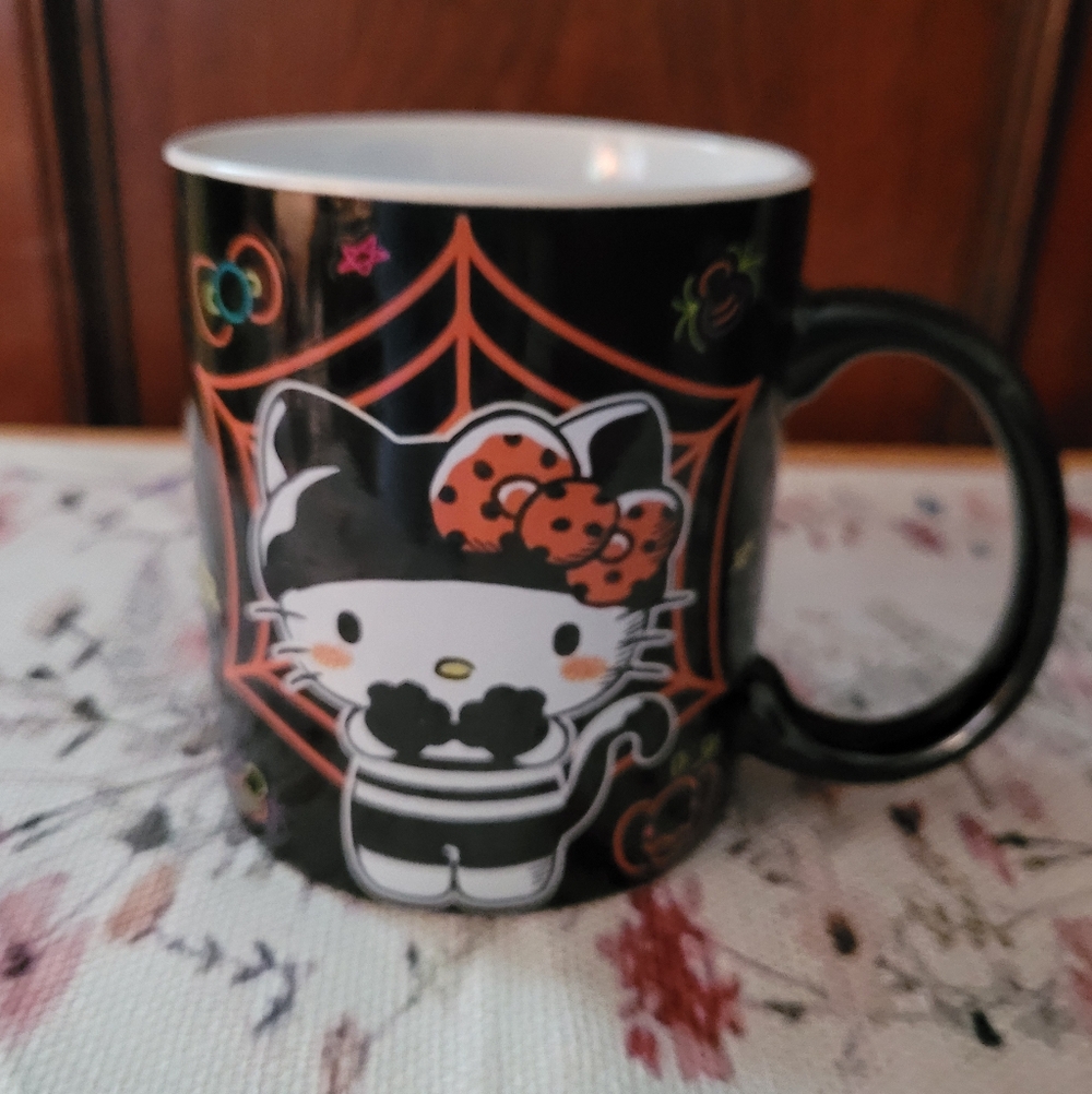 Hello Kitty Sanrio Ceramic Coffee Tea Mug CAT BURGLAR NEON HALLOWEEN NEW
